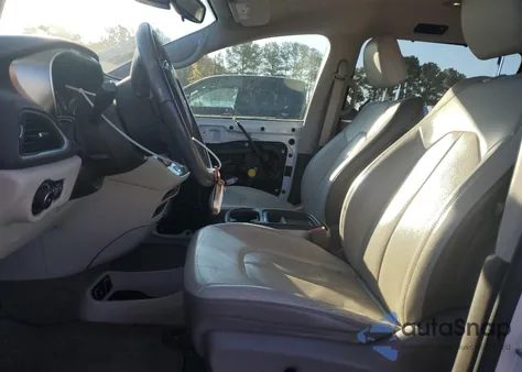 2018 Chrysler Pacifica Touring L из США, поврежденный, VIN 2C4RC1BGXJR246527